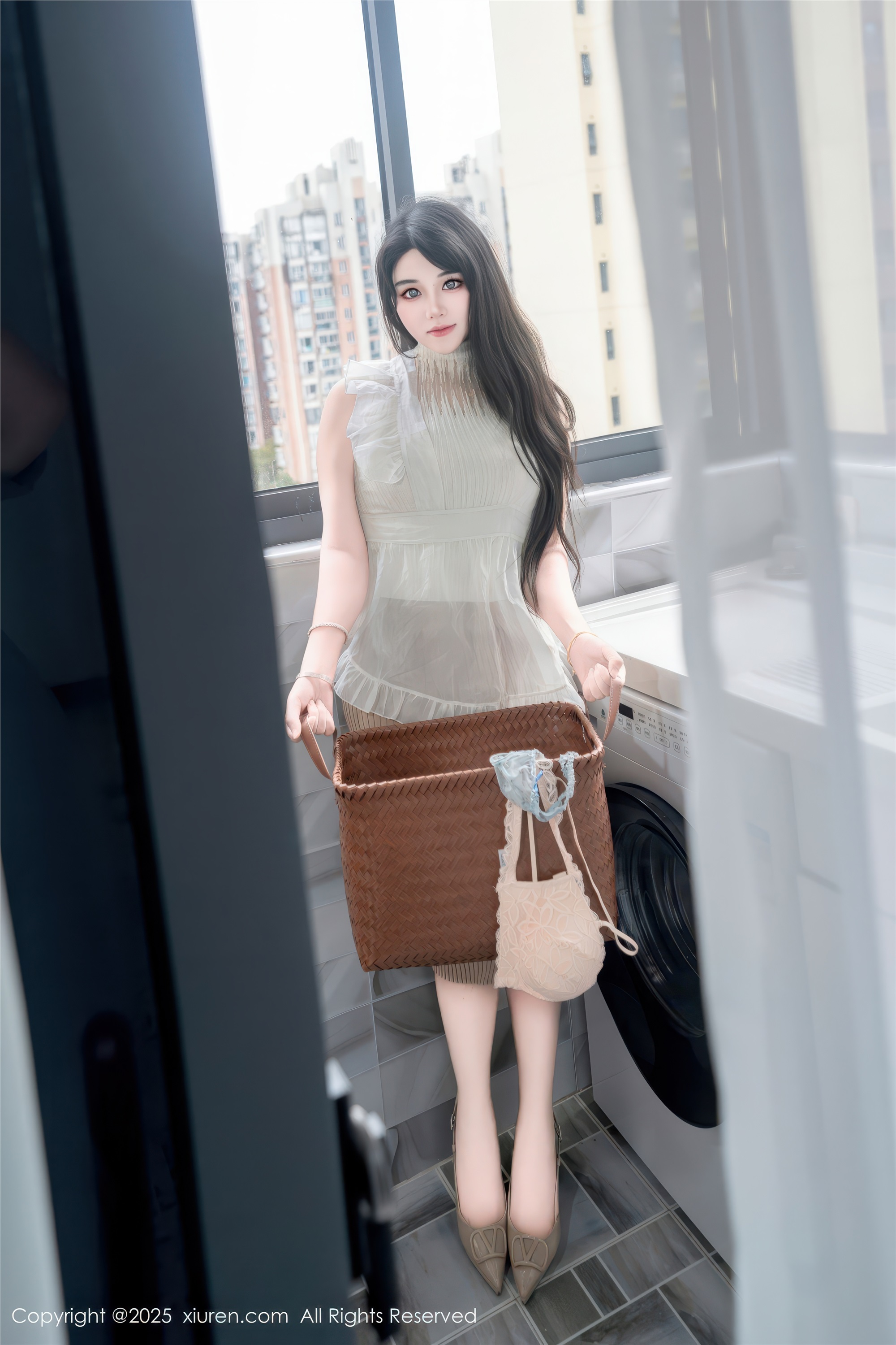 Xiuren秀人网 2025.11.20 NO.11010 汐汐爱吃草莓